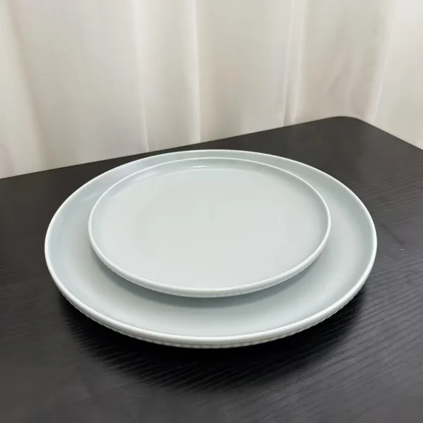 9581cf6e-0309-4588-8214-18bd8c39eb0f Elegant French Embossed Dinnerware Set